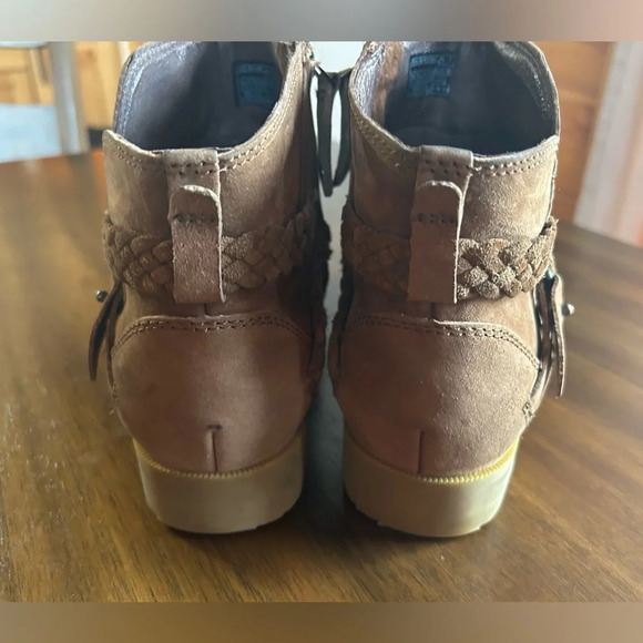 Teva Rugged Suede Waterproof Leather Ankle Boots Size 7.5 - Picture 6 of 9